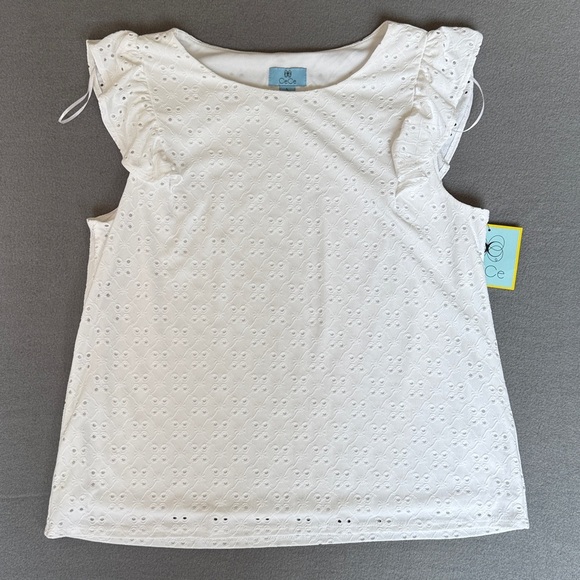 CeCe White Eyelet Ruffle top cap sleeves size large. New with tags. Fully lined - Picture 1 of 11